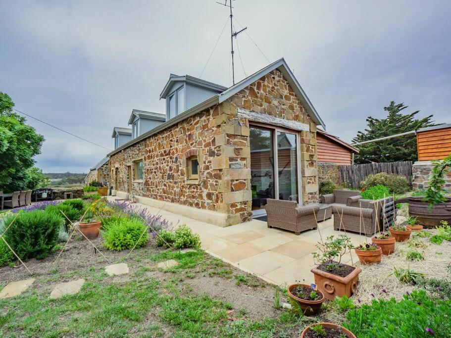 *Newly Relisted* Coach House At Lisdillon Vineyard Villa Little Swanport Buitenkant foto
