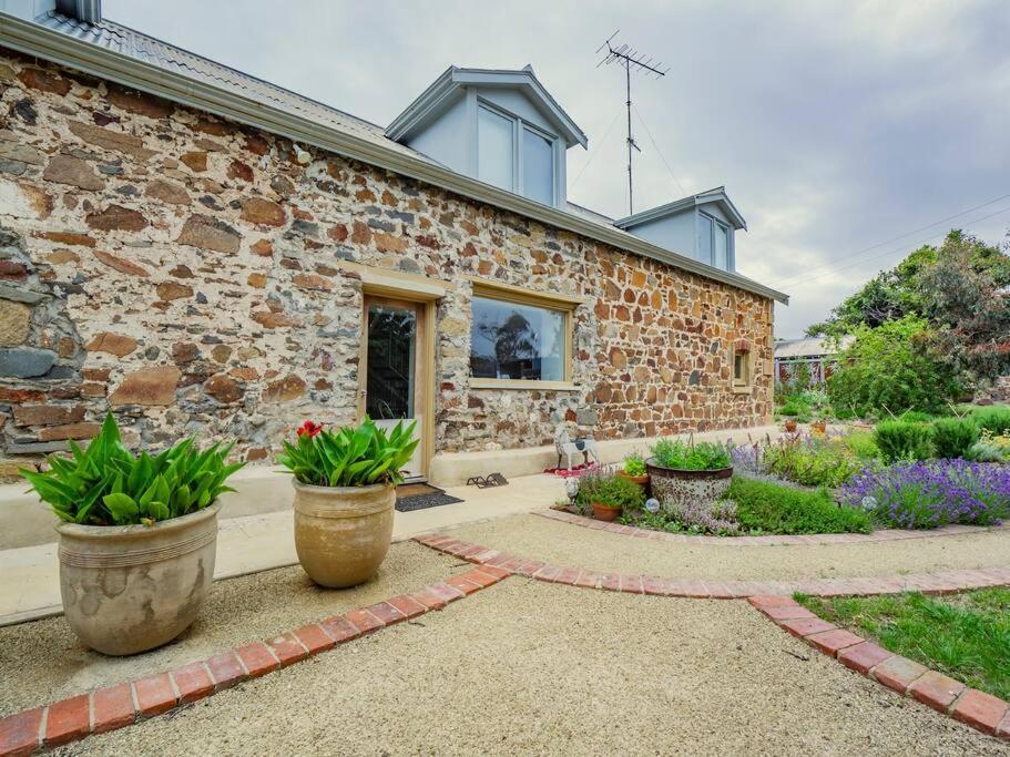*Newly Relisted* Coach House At Lisdillon Vineyard Villa Little Swanport Buitenkant foto