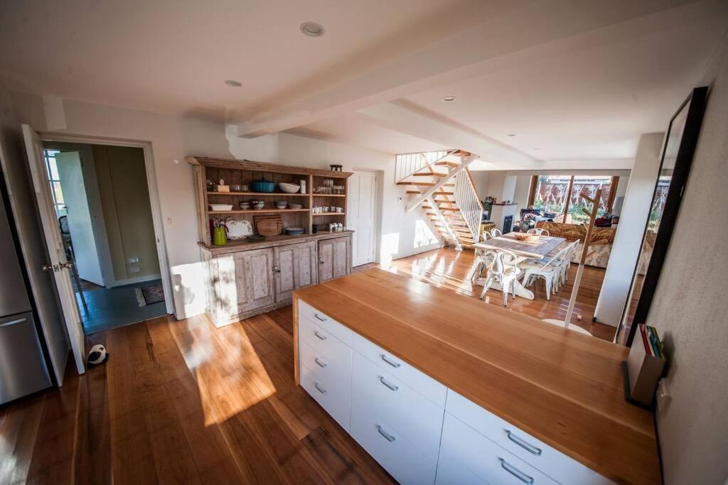 *Newly Relisted* Coach House At Lisdillon Vineyard Villa Little Swanport Buitenkant foto