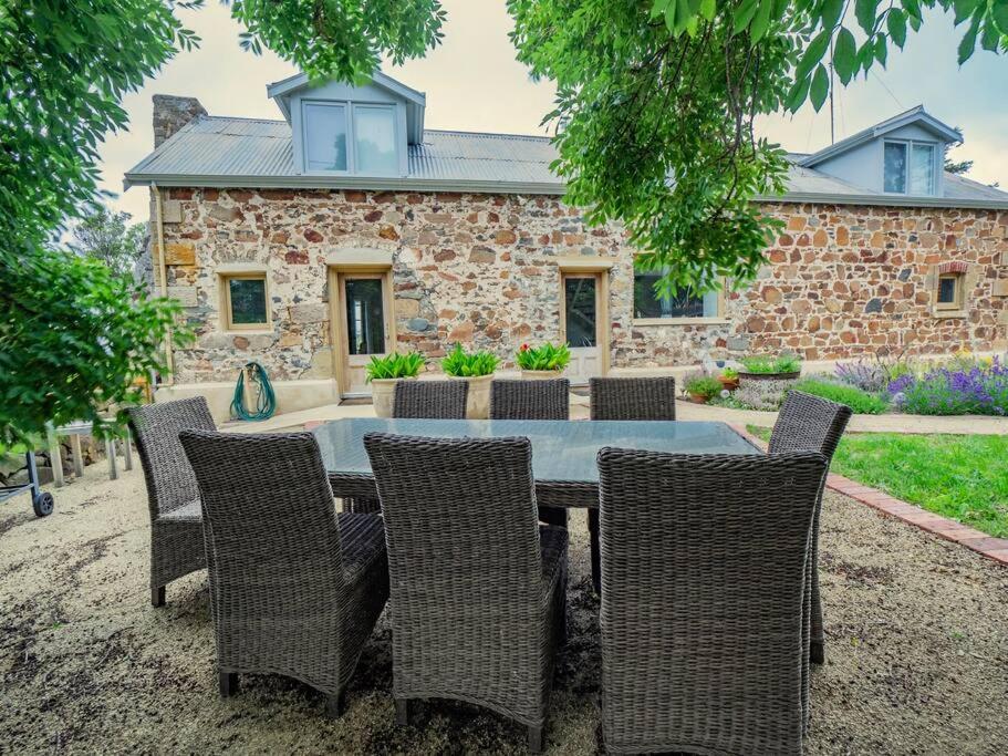 *Newly Relisted* Coach House At Lisdillon Vineyard Villa Little Swanport Buitenkant foto